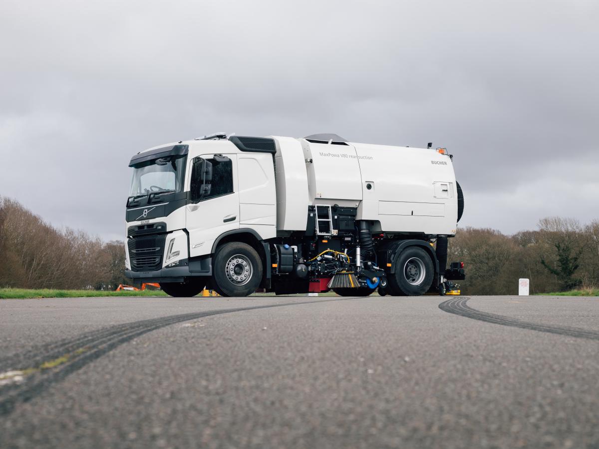 bucher-maxpowa-v65e-truck-mounted-sweeper