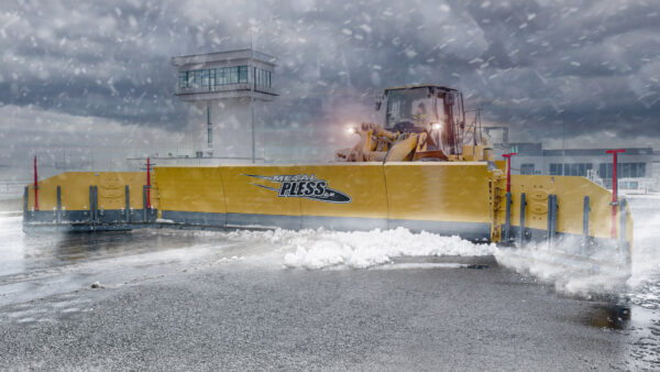 AirportMaxx Airport Snowplow