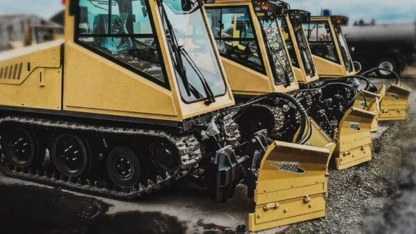 SideMaxx Airport Sidewalk Plow
